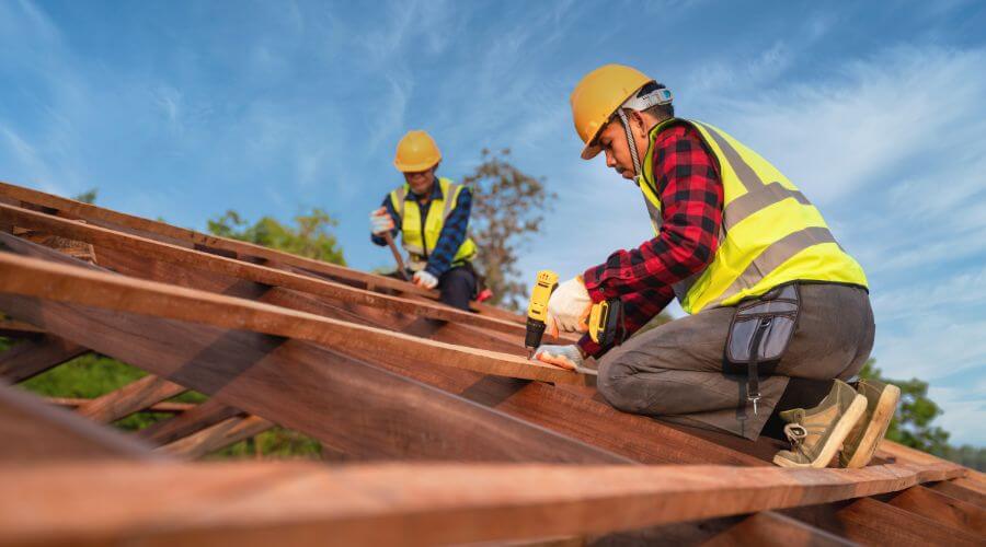 Professional Flat Roofing Installation services in Hettinger, ND